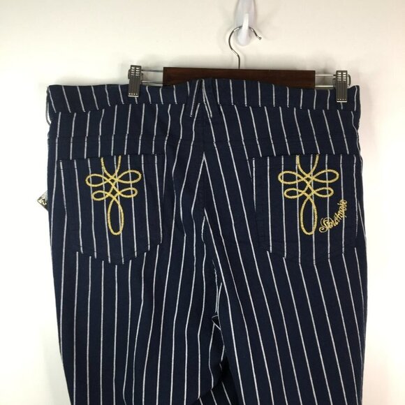 South Pole Navy Love Boat Bermuda shorts - Picture 6 of 8